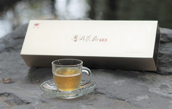 一款经过时间沉淀的普洱茶，可以让一个人沉淀下来 清莲普洱